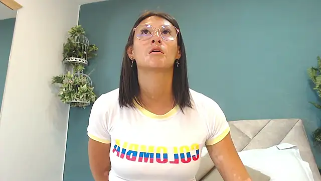 SharisWillian online show from July 8, 4:03 am