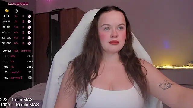 HANNA MONTANAS online show from November 25, 7:26 pm