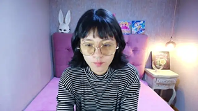 charlottemoonxz online show from June 23, 5:44 pm