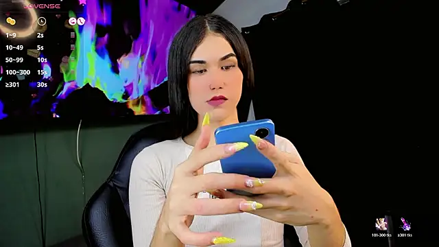 Charming J online show from February 3, 7:57 am