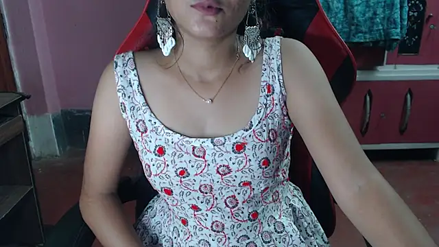 Snapshot of Angel_Alison_ chatting on October 15, 6:54 pm Angel Alison online show from October 15, 6:54 pm