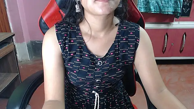 Snapshot of Angel_Alison_ chatting on October 17, 6:44 pm Angel Alison online show from October 17, 6:44 pm