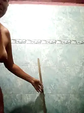 Snapshot of Surreyaa chatting on September 23, 12:20 am Surreyaa online show from September 23, 12:20 am