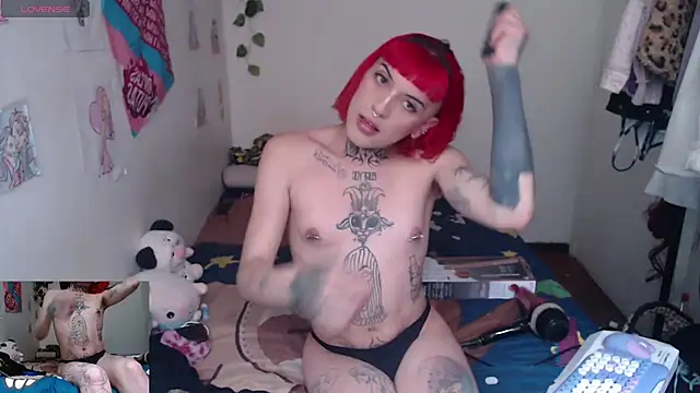 charlotbelucci  online show from July 25, 7:10 pm
