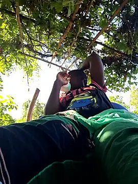 missarpie online show from November 25, 1:13 pm