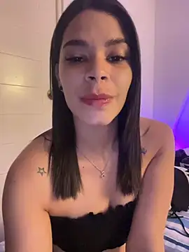 Snapshot of Leah_Honey26 chatting on October 10, 11:31 pm Leah Honey26 online show from October 10, 11:31 pm