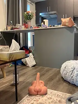 holyeroticss online show from March 6, 6:25 pm