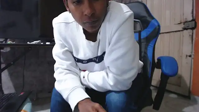 yohatinelly07 online show from September 26, 10:57 am