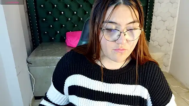 conniejames m online show from July 28, 6:20 pm