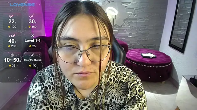 conniejames m online show from July 22, 12:39 pm