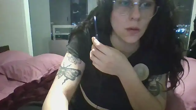 Snapshot of atenealovve_77 chatting on September 13, 1:13 am atenealovve 77 online show from September 13, 1:13 am