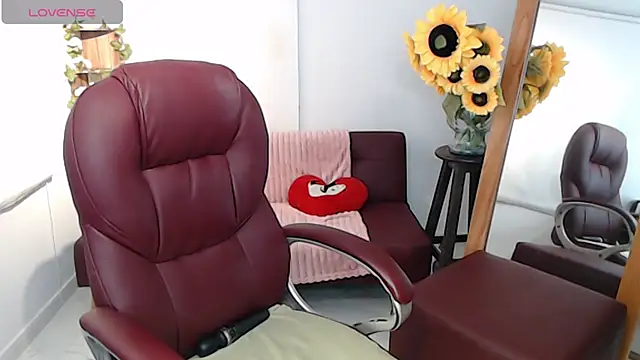 ana milf online show from July 28, 2:13 pm