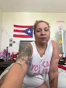 ladycreamypr2 online show from June 26, 4:52 pm