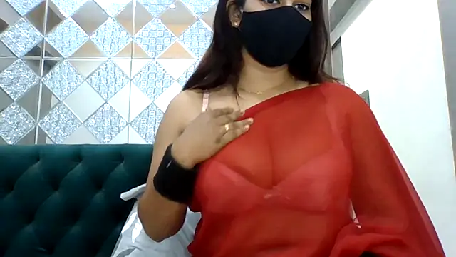 Snapshot of sparkling_queen chatting on October 16, 4:48 am sparkling queen online show from October 16, 4:48 am