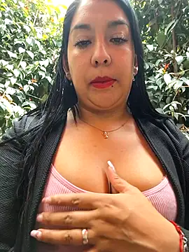 Bella keny online show from December 16, 7:09 pm