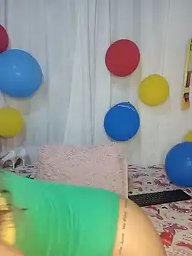 JessyZoe online show from July 7, 7:27 pm