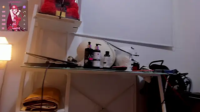 Abby Yons online show from October 30, 10:33 pm