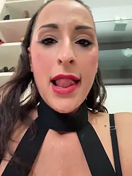 AthenaStar online show from February 11, 9:33 am