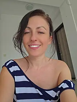 lovewildguy1 online show from July 18, 11:24 am