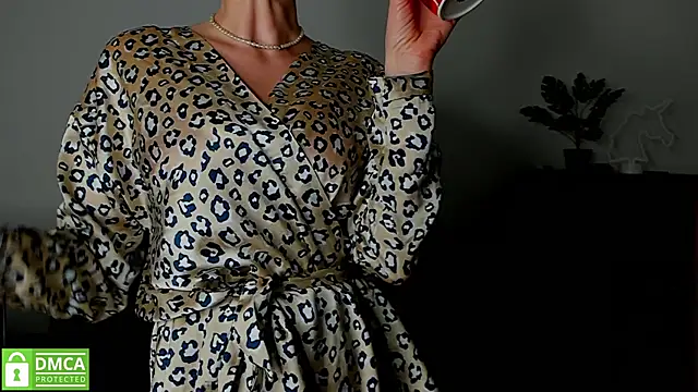 annakillianox online show from December 3, 6:27 am