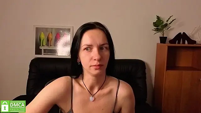 annakillianox online show from June 24, 5:28 am