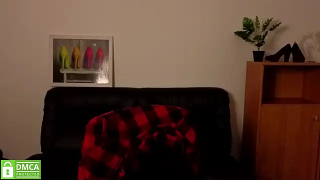 annakillianox online show from May 1, 5:32 am
