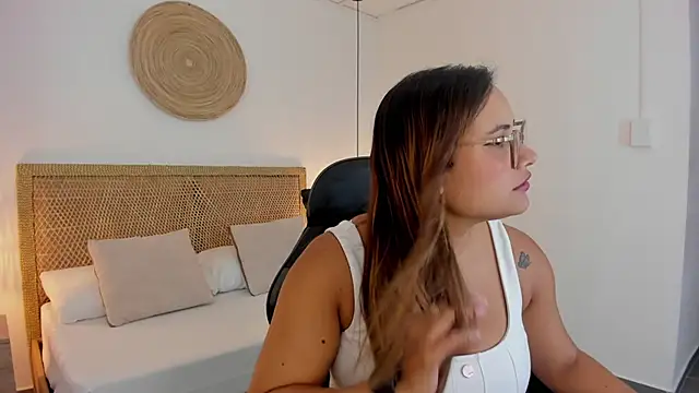 zoe danae  online show from July 21, 12:39 pm
