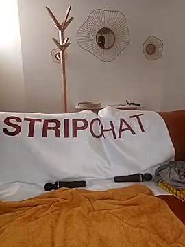 Timide girl2 online show from September 27, 2:24 pm