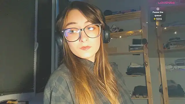 monlight  dana online show from October 4, 8:46 pm