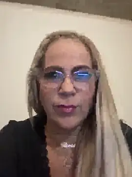 LARIANA RIVERA23 online show from July 13, 8:15 am