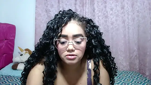 kiara milf  online show from November 8, 12:04 am