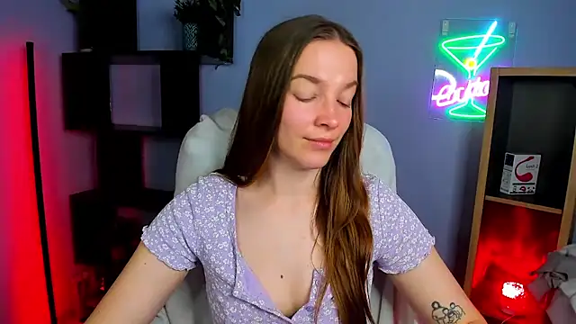 kenzie x online show from December 3, 7:55 am