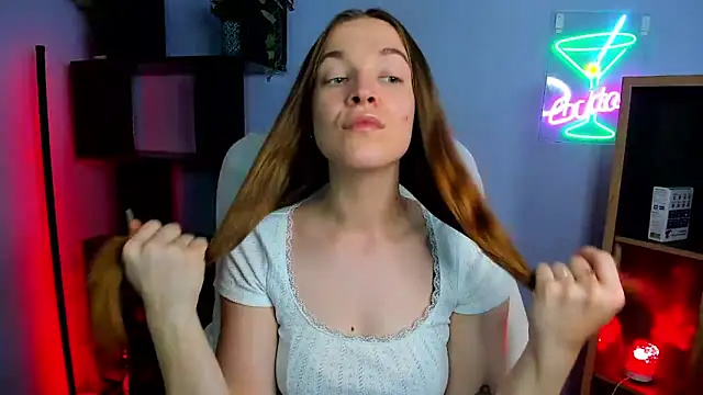 kenzie x online show from November 19, 11:10 am