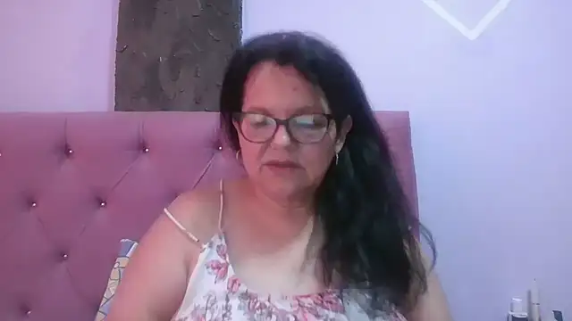 kassandra02 online show from June 26, 3:24 pm