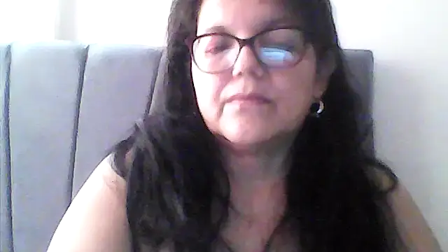 kassandra02 online show from November 5, 2:44 pm