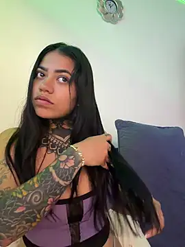 aliensexy online show from July 21, 10:32 pm