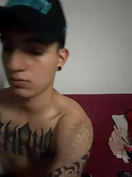 aliensexy online show from June 21, 8:46 pm