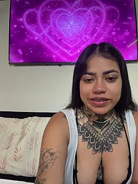 aliensexy online show from July 27, 11:13 pm