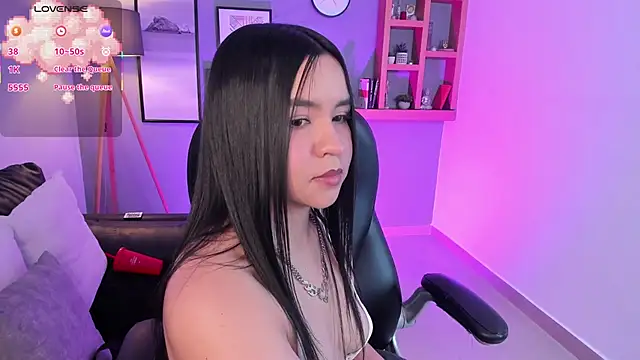 Snapshot of Hanna__Becker_ chatting on September 15, 4:10 am Hanna  Becker  online show from September 15, 4:10 am