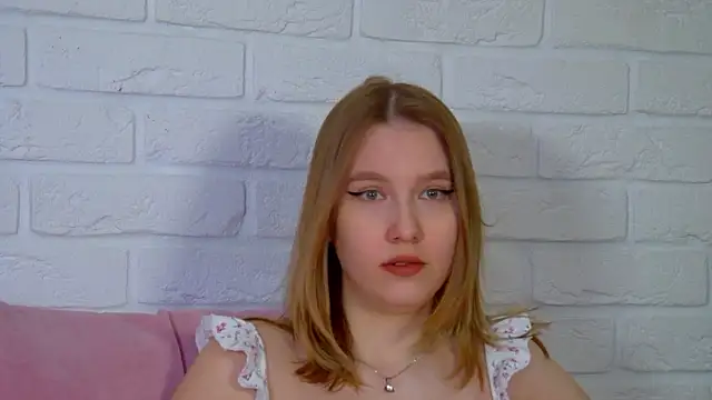 LiliLinn online show from July 11, 5:07 am