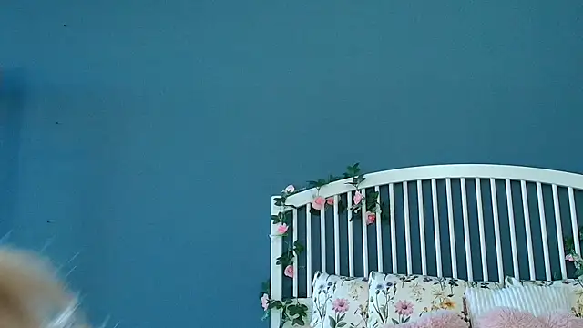AlicePirs online show from July 21, 4:13 am