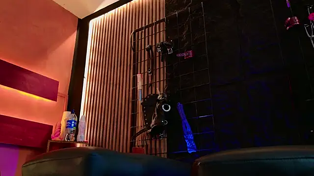 lexxy luu online show from June 25, 3:28 am