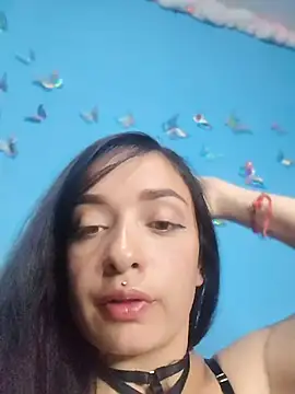 Evelyn pink1 online show from August 1, 4:58 am