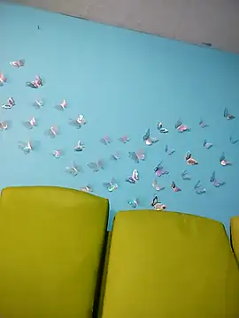 Evelyn pink1 online show from October 23, 2:45 pm