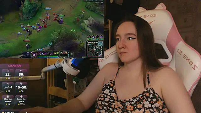 MoonlishSiren online show from April 30, 8:47 pm