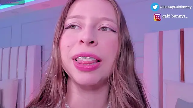 gabi bunny online show from June 19, 6:00 pm