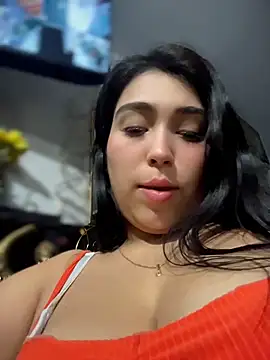 emma  cute   online show from April 19, 11:10 am