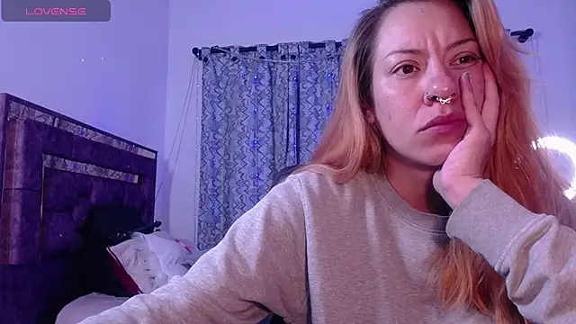 alejandrafitt online show from June 17, 4:36 am