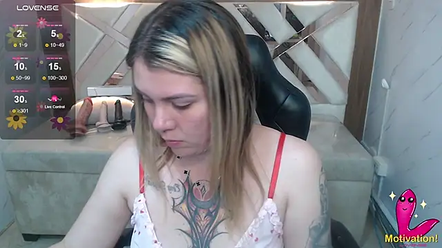 Paula b  online show from July 24, 12:58 pm