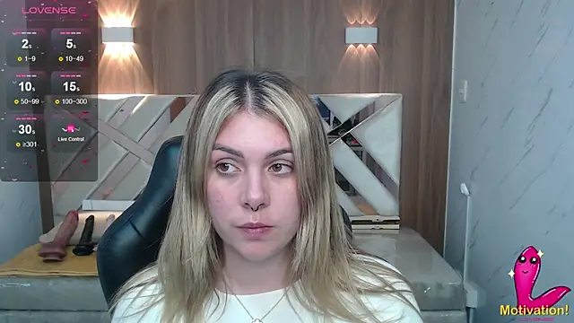 Paula b  online show from June 18, 12:54 pm